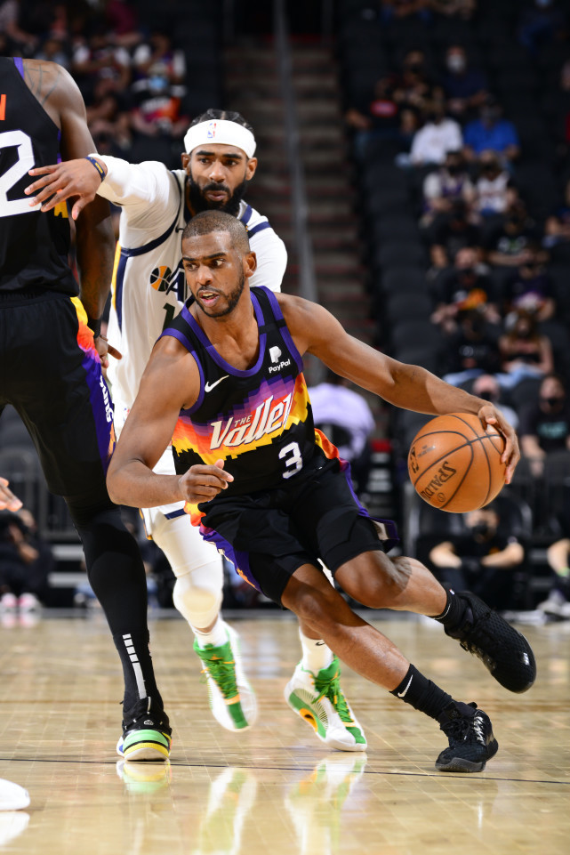 爱游戏·app官网-太狠了！犹他爵士国际比赛日刷新队史纪录上海海港转会期篮板制胜，加时末段里尔调整名单以备欧冠