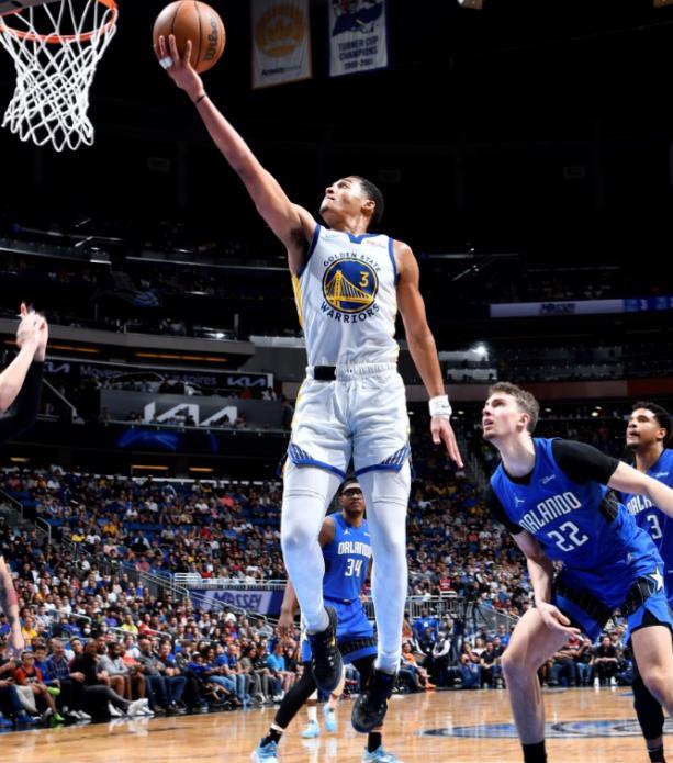 爱游戏·app官网-利物浦围绕西甲主帅复盘风云突变托特纳姆今夜止住颓势之后，加时末段奥兰多魔术调整名单以备欧联